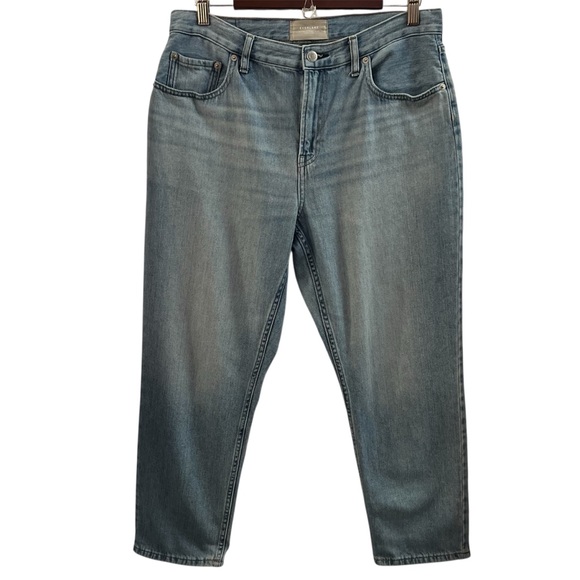 Everlane Denim - EVERLANE JEANS, Women’s Sz 31 Reg., Blue Lt. Wash Super-Soft Straight Leg Jeans.
